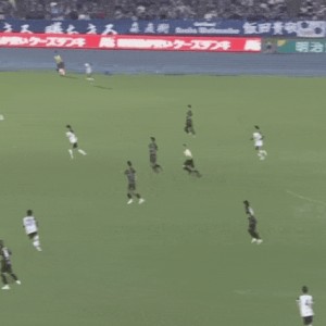 日职乙半场：西川幸之介送礼，古斯塔沃传射，磐田喜悦2-0水户蜀葵