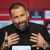 萨利：赋闲1年半我已准备好再次工作，会看看德甲或国外的机会